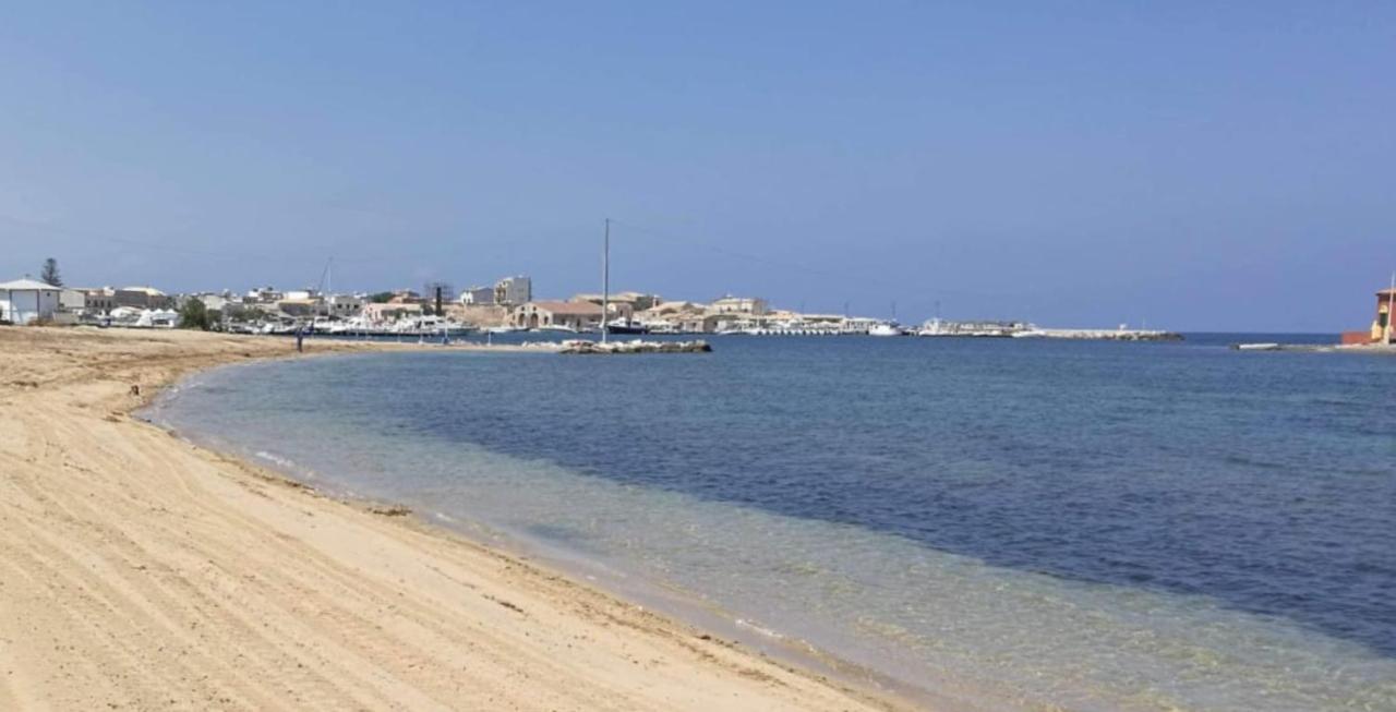 La Casa Sulla Spiaggia Marzamemi Exterior foto